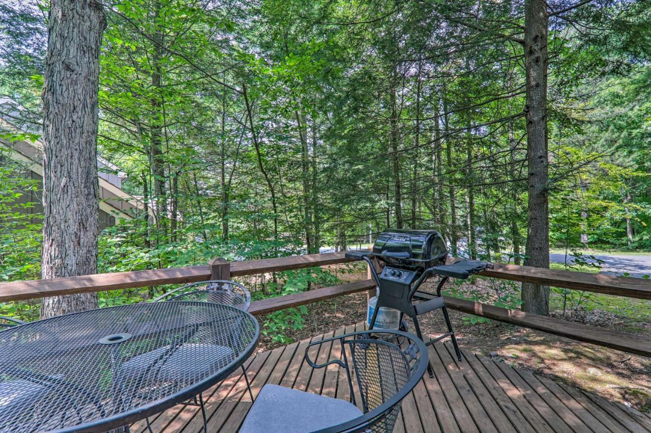 Quiet Getaway With Deck Less Than 1 Mi To Jack Frost Resort! Lake Harmony Eksteriør billede
